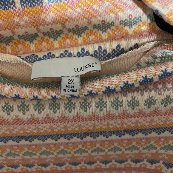 Mock turtleneck thin sweater - Picture 2 of 2